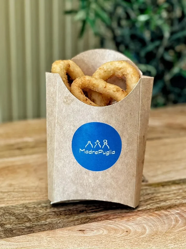 Beignets d'oignon par MadrePuglia Genève.