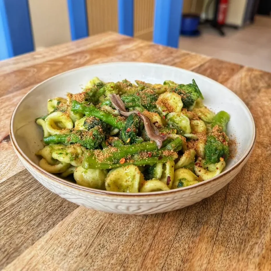 Orecchiette avec cime di rapa fait par MadrePuglia Genève